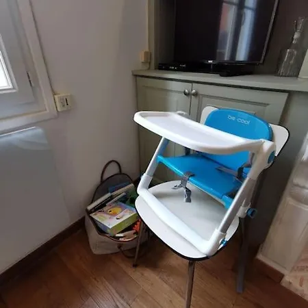 2 Pieces Au Coeur De / Rue Des Bains Apartment