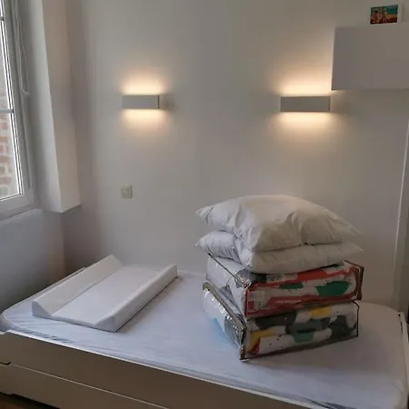 Apartment 2 Pieces Au Coeur De / Rue Des Bains *