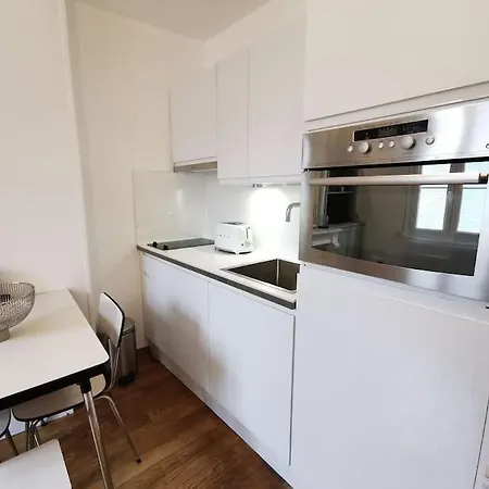 2 Pieces Au Coeur De / Rue Des Bains Apartment *