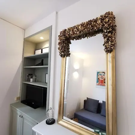 Apartment 2 Pieces Au Coeur De / Rue Des Bains *