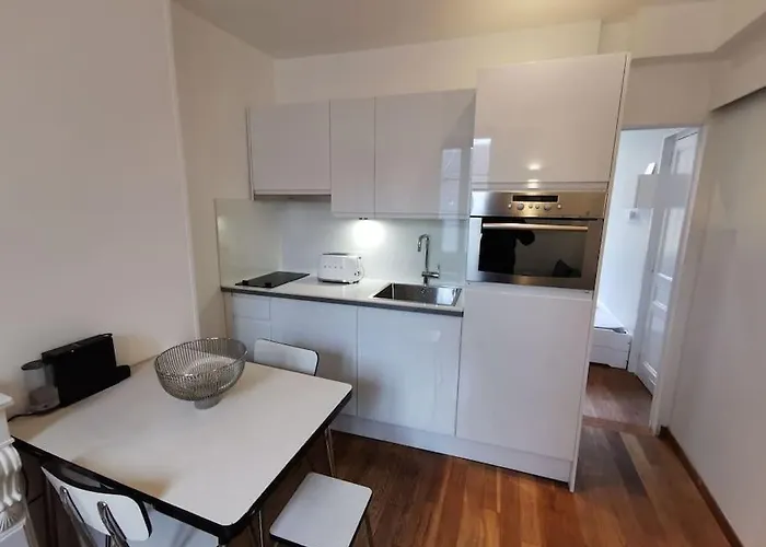 2 Pieces Au Coeur De / Rue Des Bains Trouville-sur-Mer