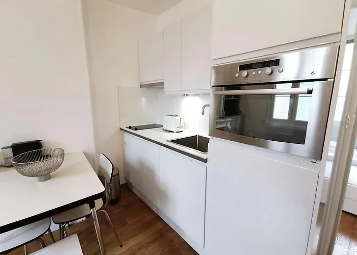 2 Pieces Au Coeur De / Rue Des Bains Apartment *