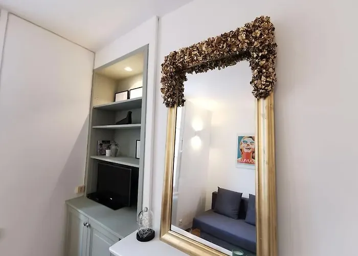 Apartment 2 Pieces Au Coeur De / Rue Des Bains *